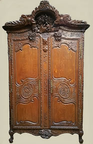 Normandy-carved-oak-wedding-french-armoire
